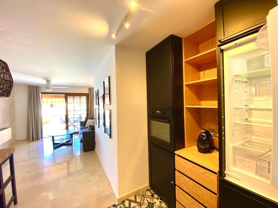 Stylish & Modern 1 Bedroom Suite On Frontline Of Playa Del Duque Costa Adeje  Ngoại thất bức ảnh